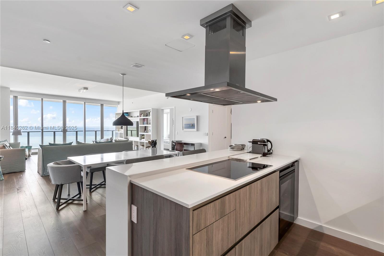 image Oceana Key Biscayne Condo14
