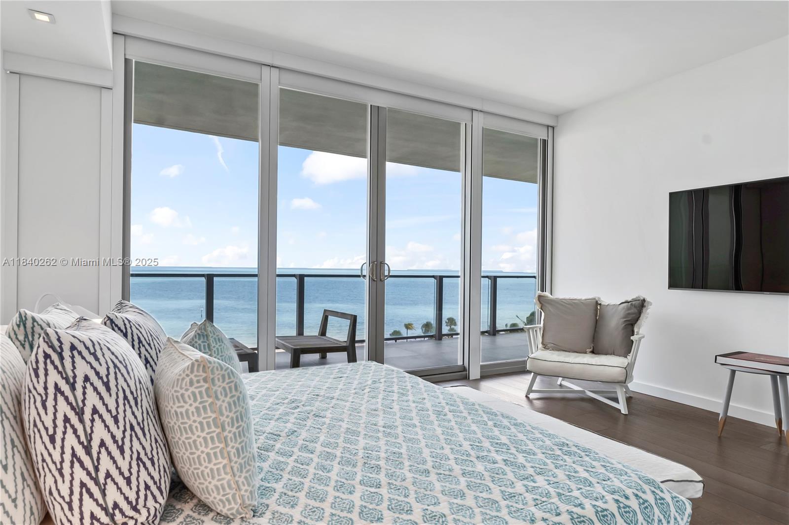 image Oceana Key Biscayne Condo17