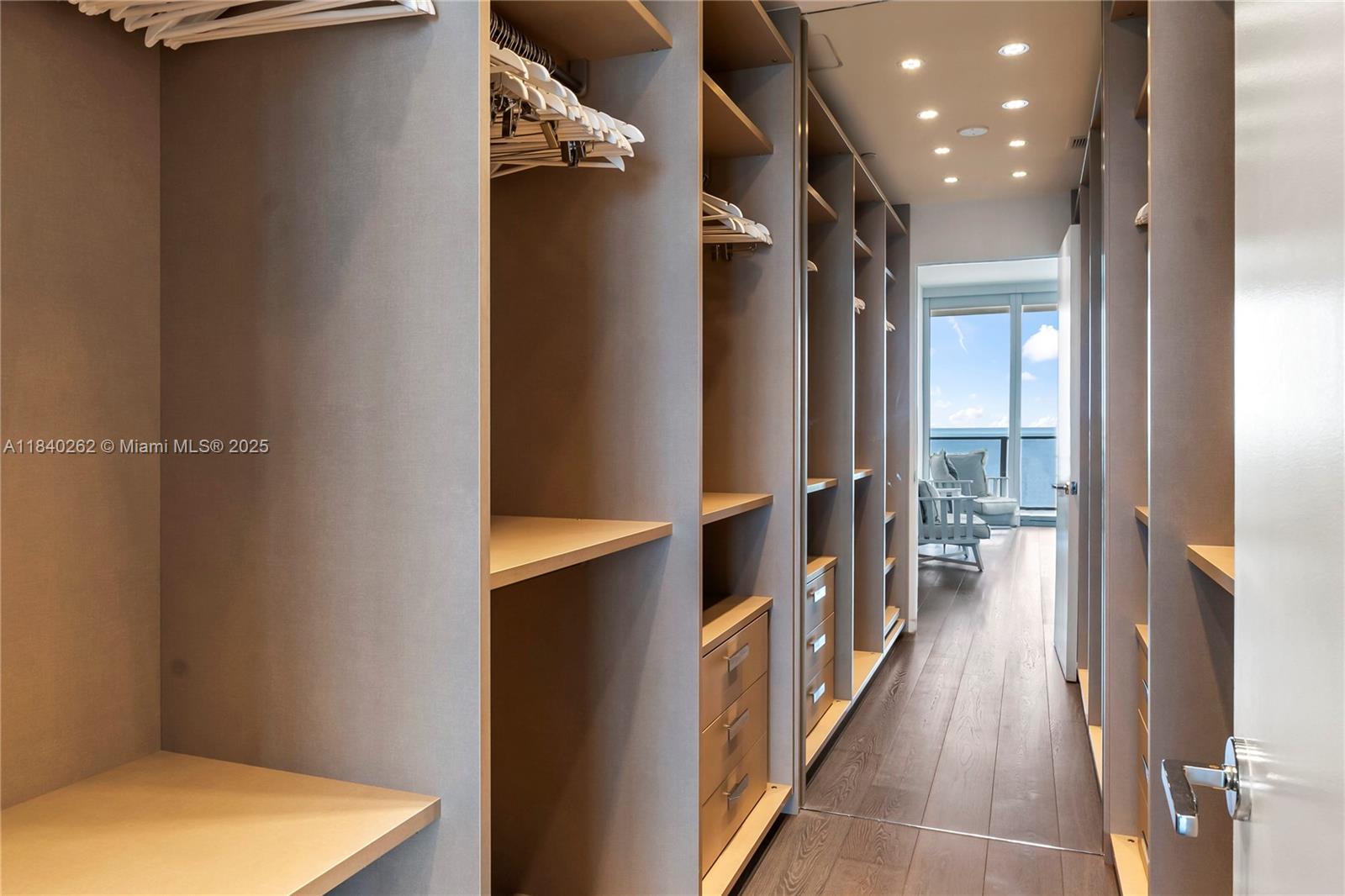 image Oceana Key Biscayne Condo28