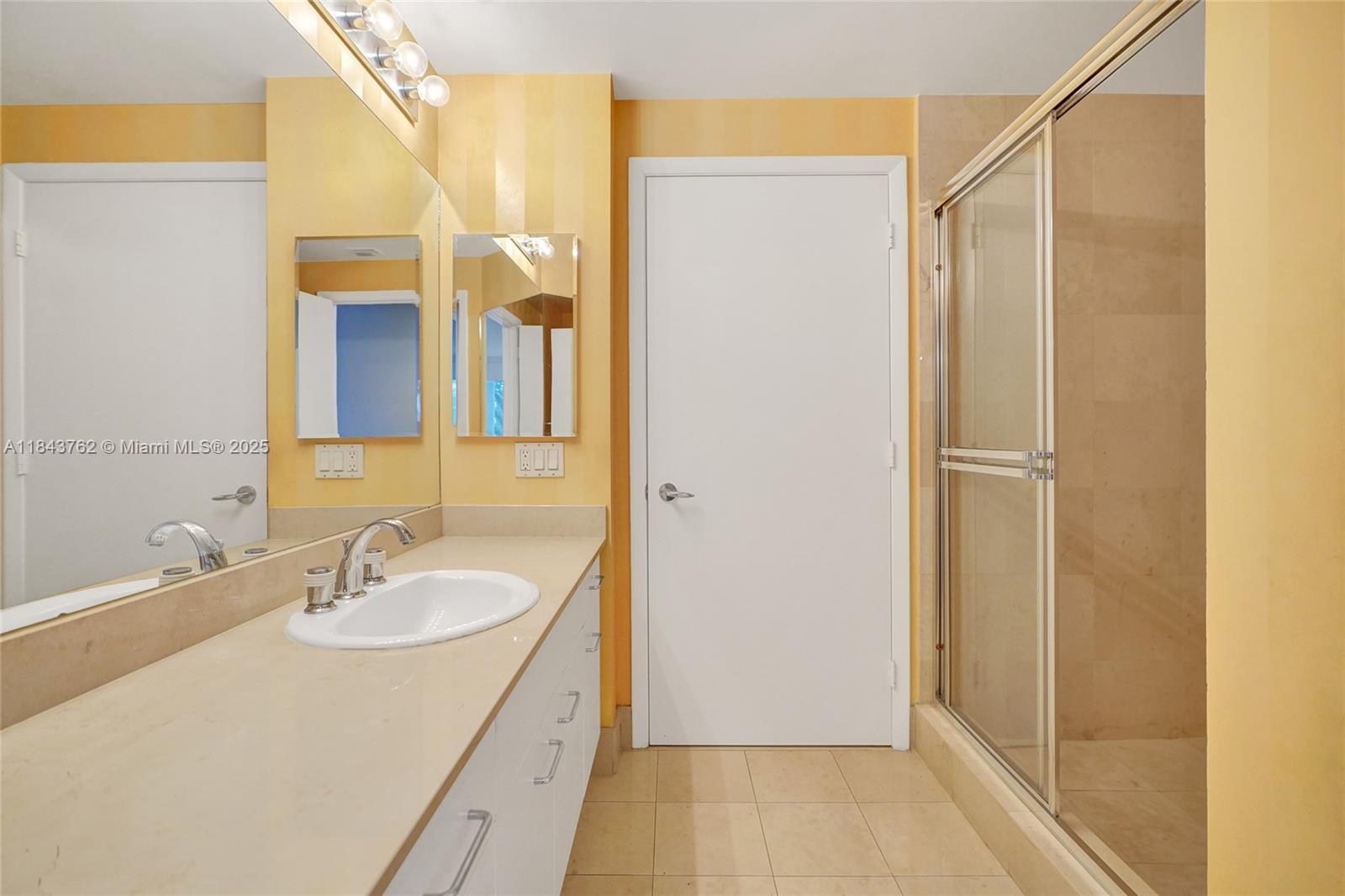 21150 Point Pl #406 Aventura, FL 33180