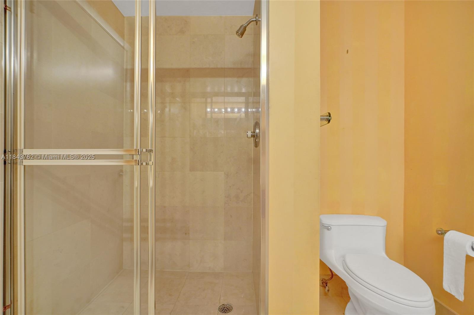 21150 Point Pl #406 Aventura, FL 33180