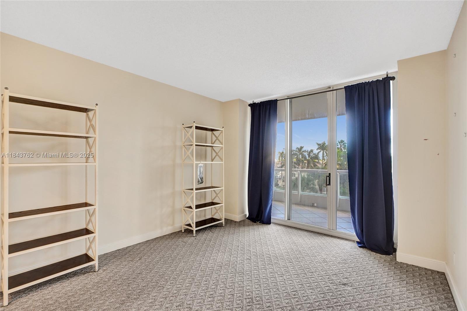 21150 Point Pl #406 Aventura, FL 33180