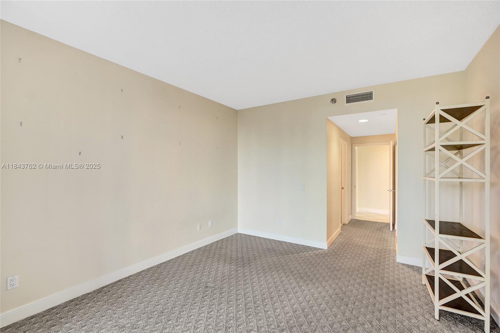 21150 Point Pl #406 Aventura, FL 33180