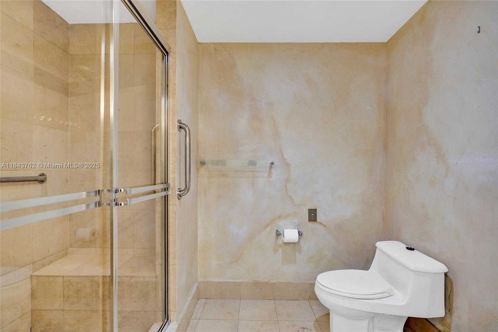 21150 Point Pl #406 Aventura, FL 33180