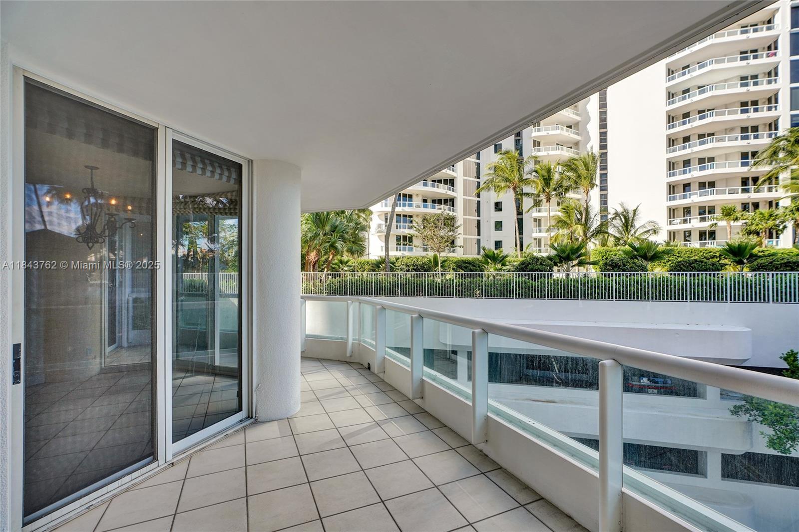 21150 Point Pl #406 Aventura, FL 33180