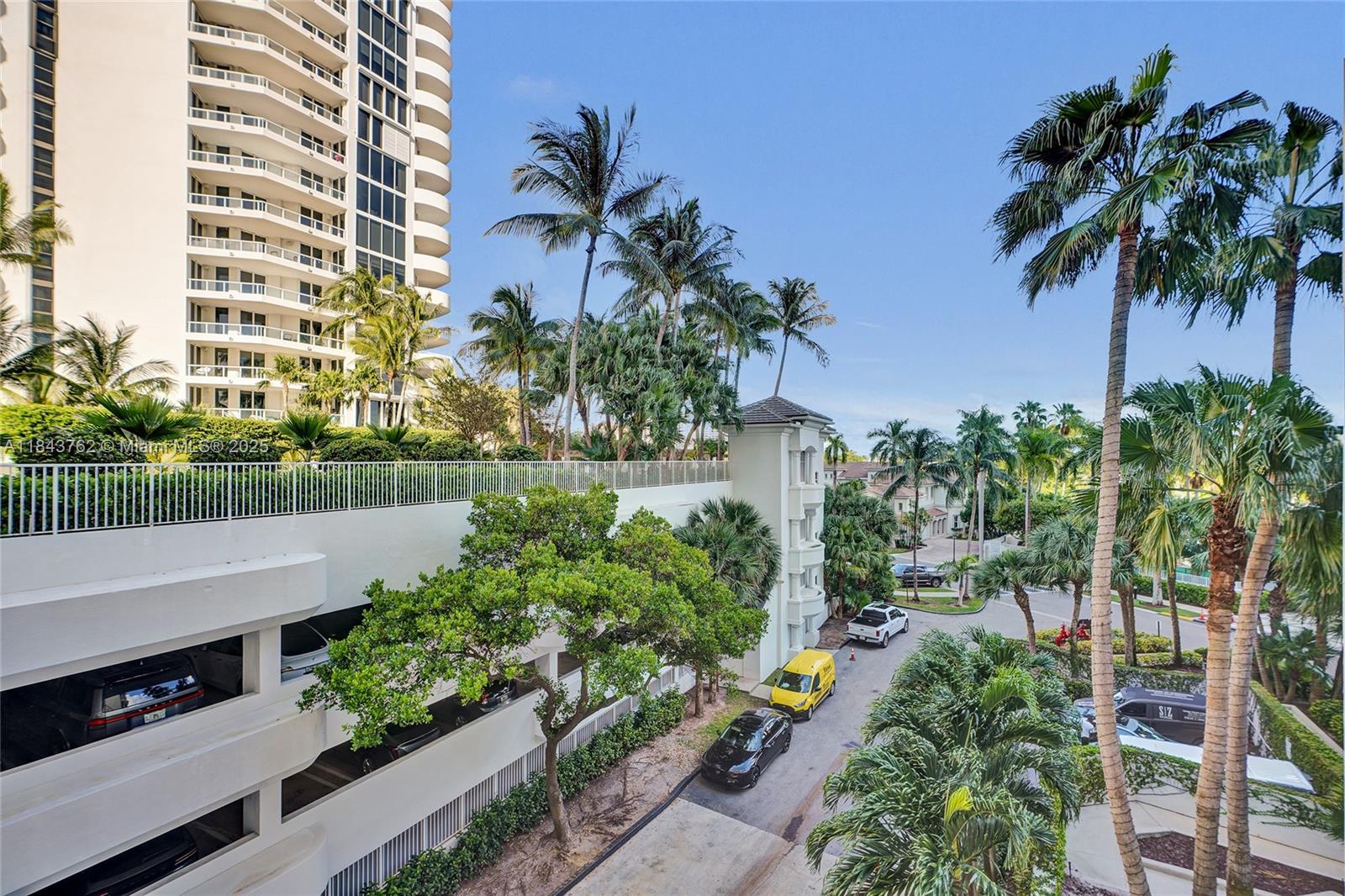 21150 Point Pl #406 Aventura, FL 33180