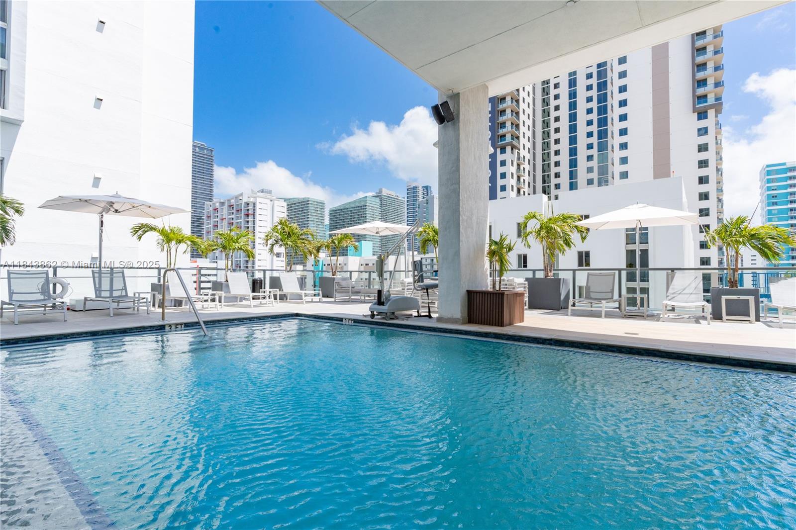 image Smart Brickell31
