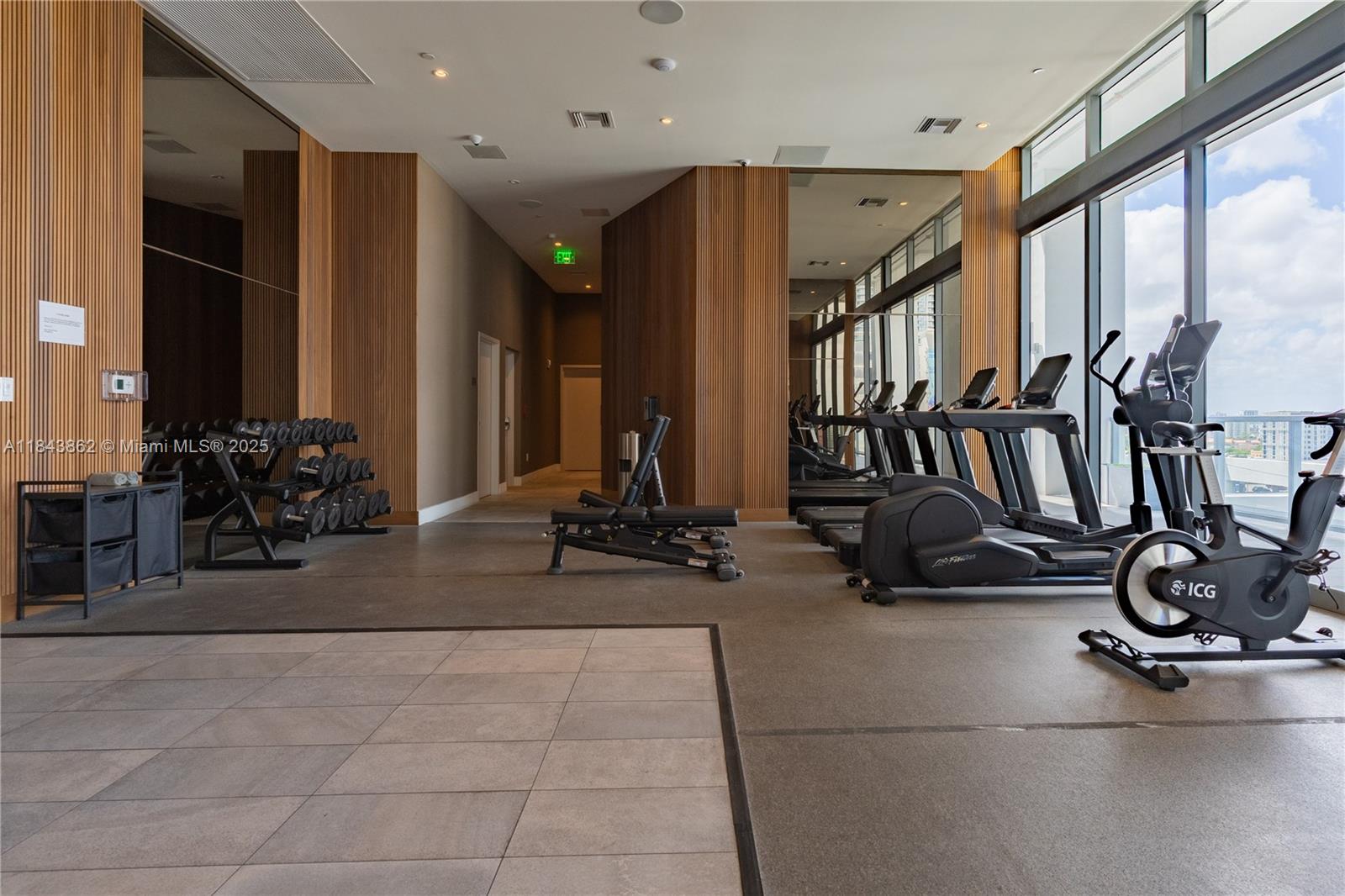 image Smart Brickell33