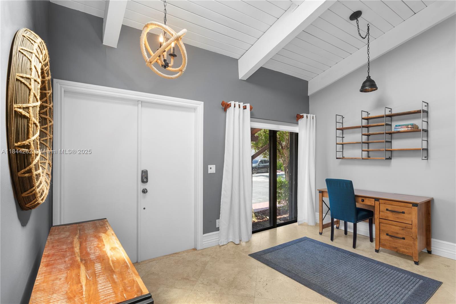 2665 S Parkview Dr Hallandale Beach, FL 33009