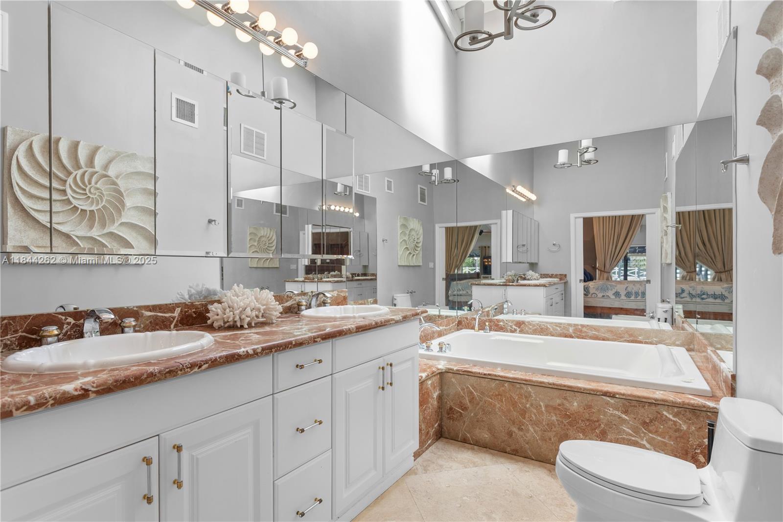 2665 S Parkview Dr Hallandale Beach, FL 33009