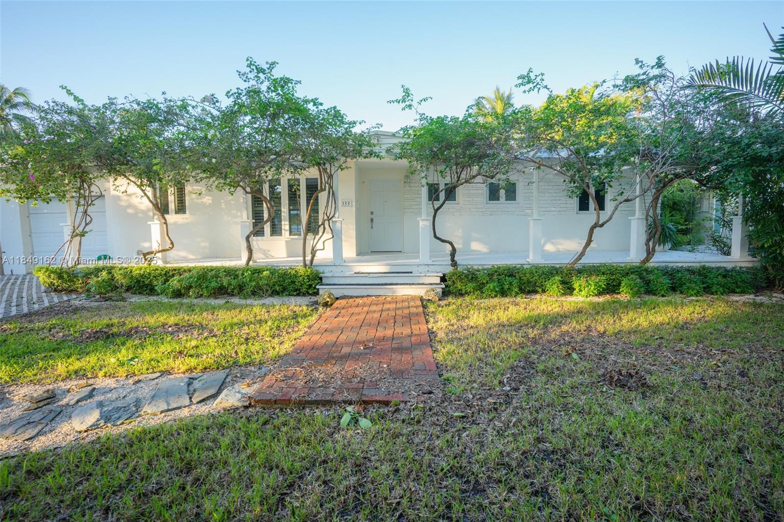 355 Redwood Ln Key Biscayne, FL 33149