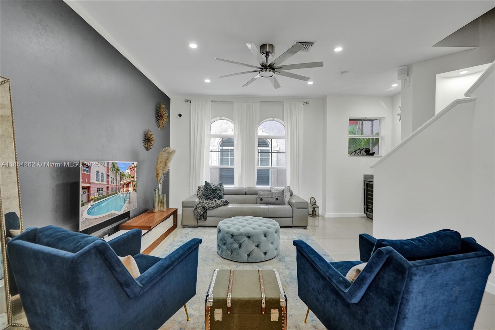 1033 NE 17th Way #1904 Fort Lauderdale, FL 33304