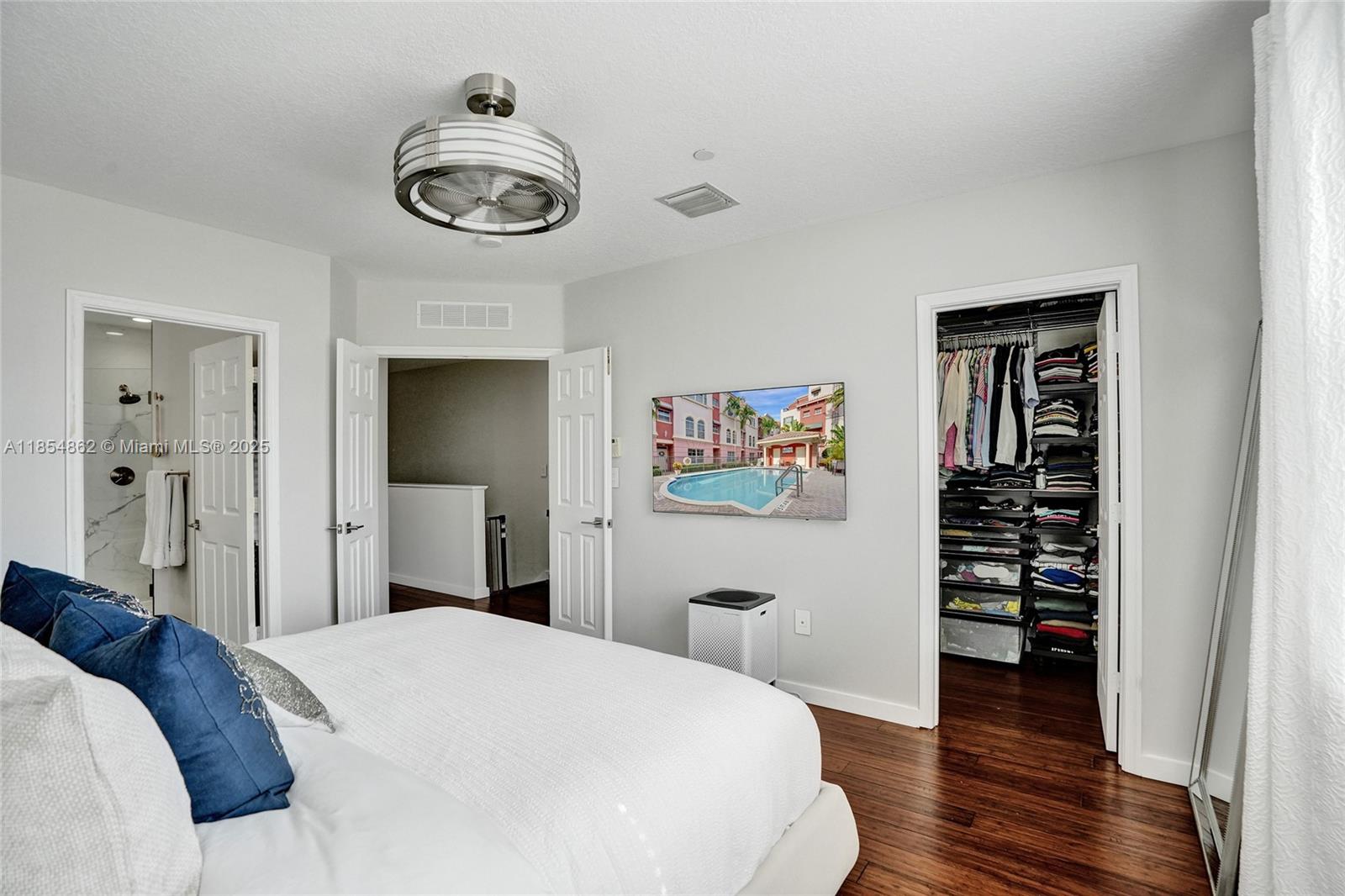 1033 NE 17th Way #1904 Fort Lauderdale, FL 33304