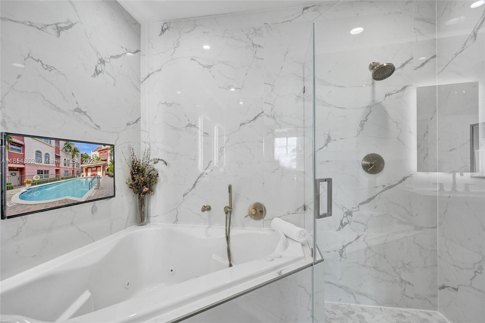 1033 NE 17th Way #1904 Fort Lauderdale, FL 33304