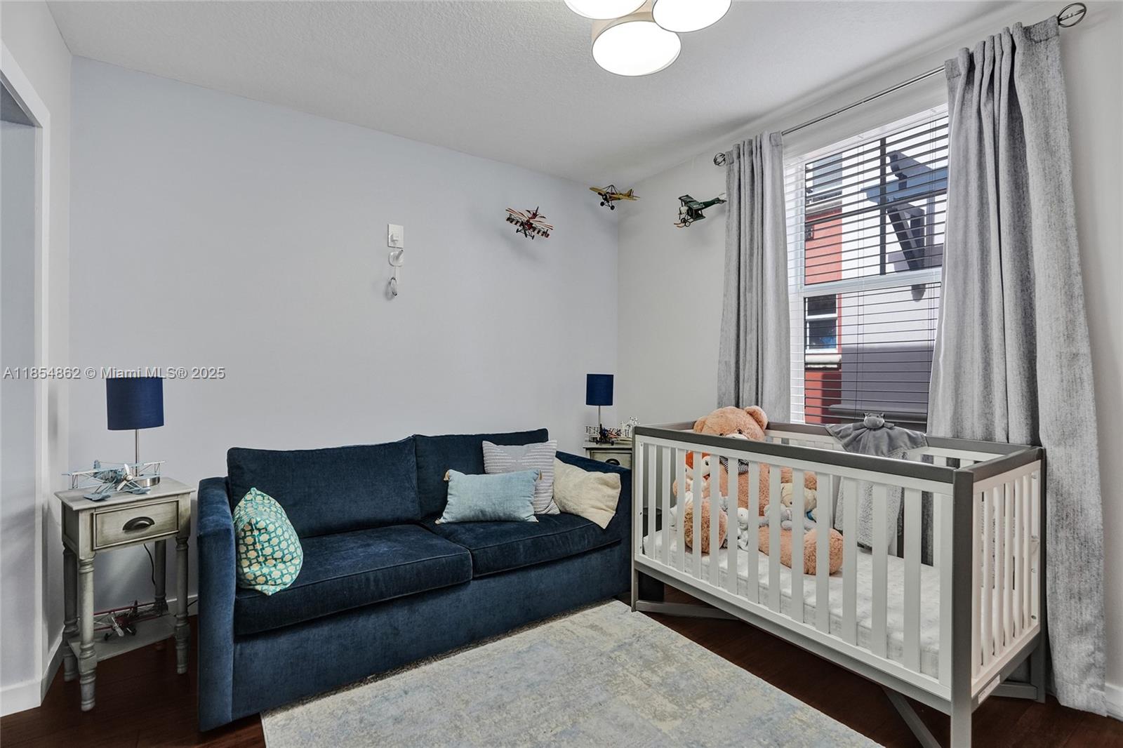 1033 NE 17th Way #1904 Fort Lauderdale, FL 33304