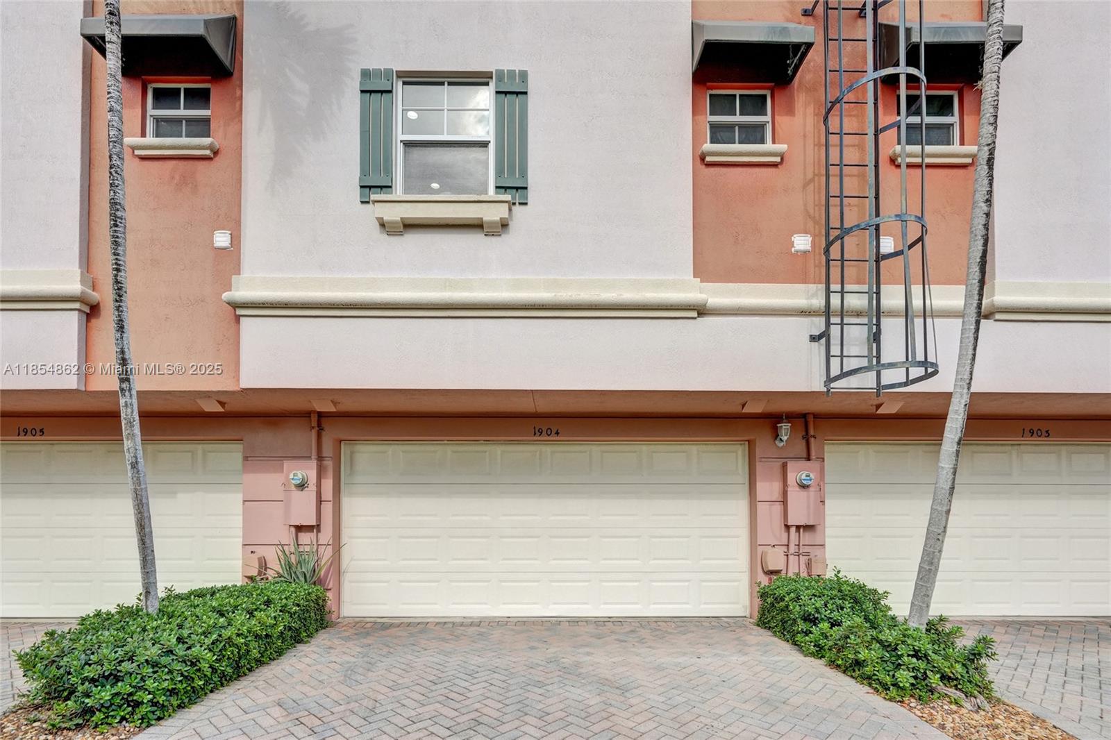 1033 NE 17th Way #1904 Fort Lauderdale, FL 33304