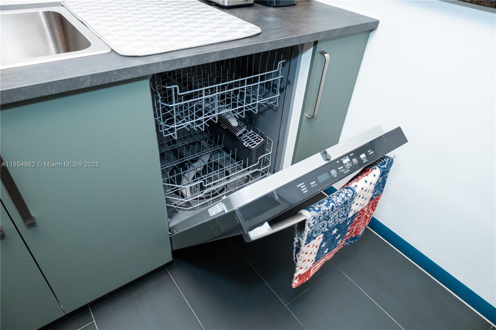 224 Meridian Ave #6,Miami Beach, FL 33139