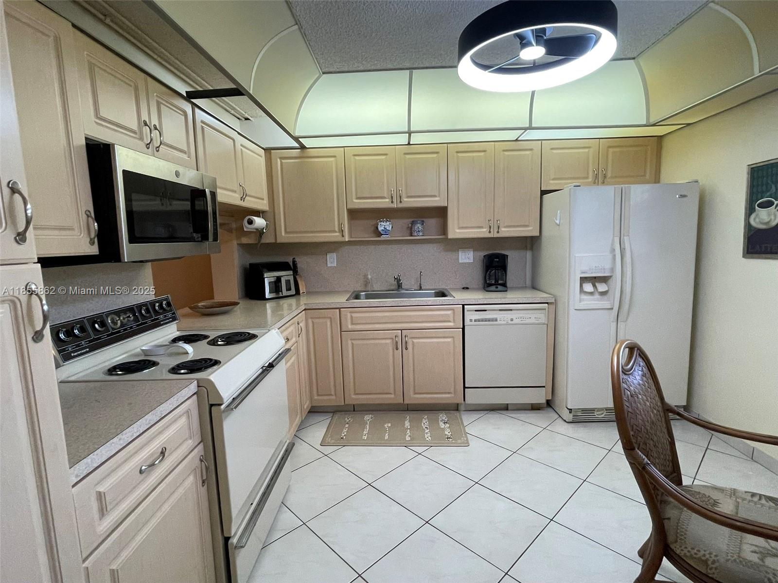 4975 E Sabal Palm Blvd #208