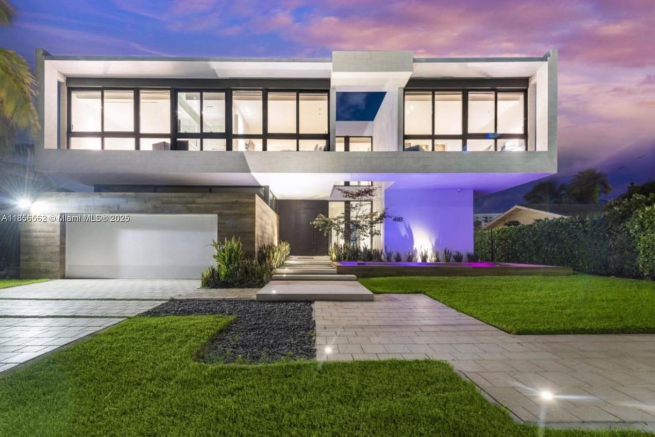 418 Sunset Dr Hallandale Beach, FL 33009