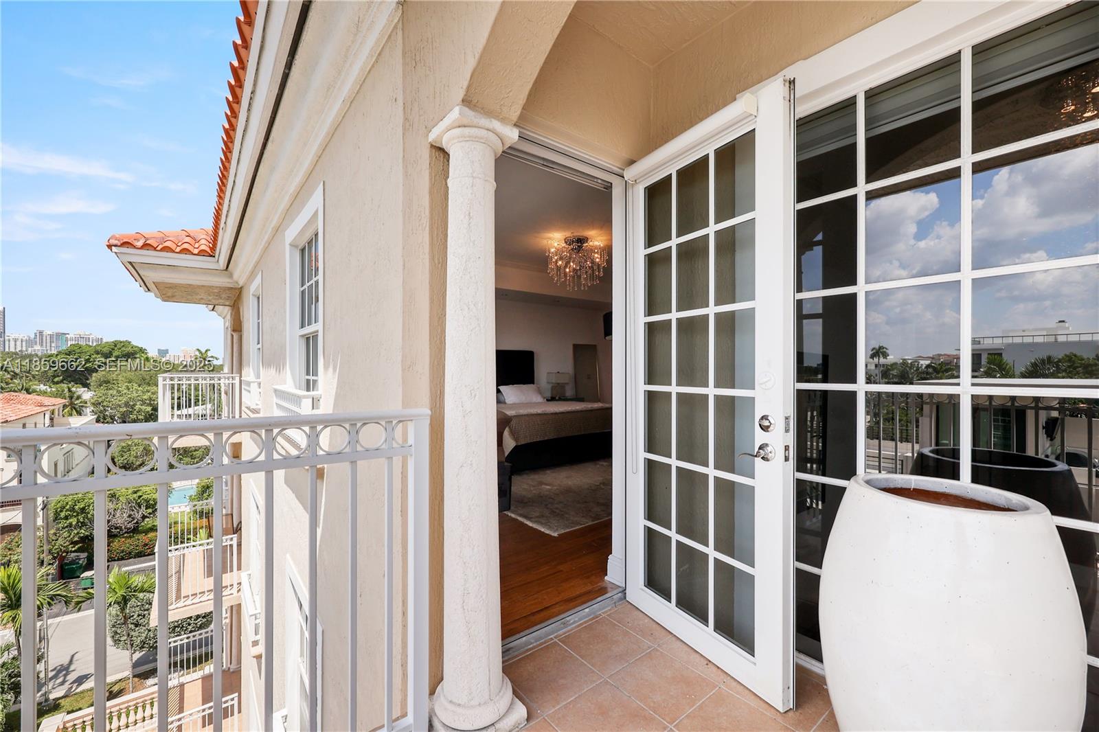 110 Hendricks Isle #13 Fort Lauderdale, FL 33301