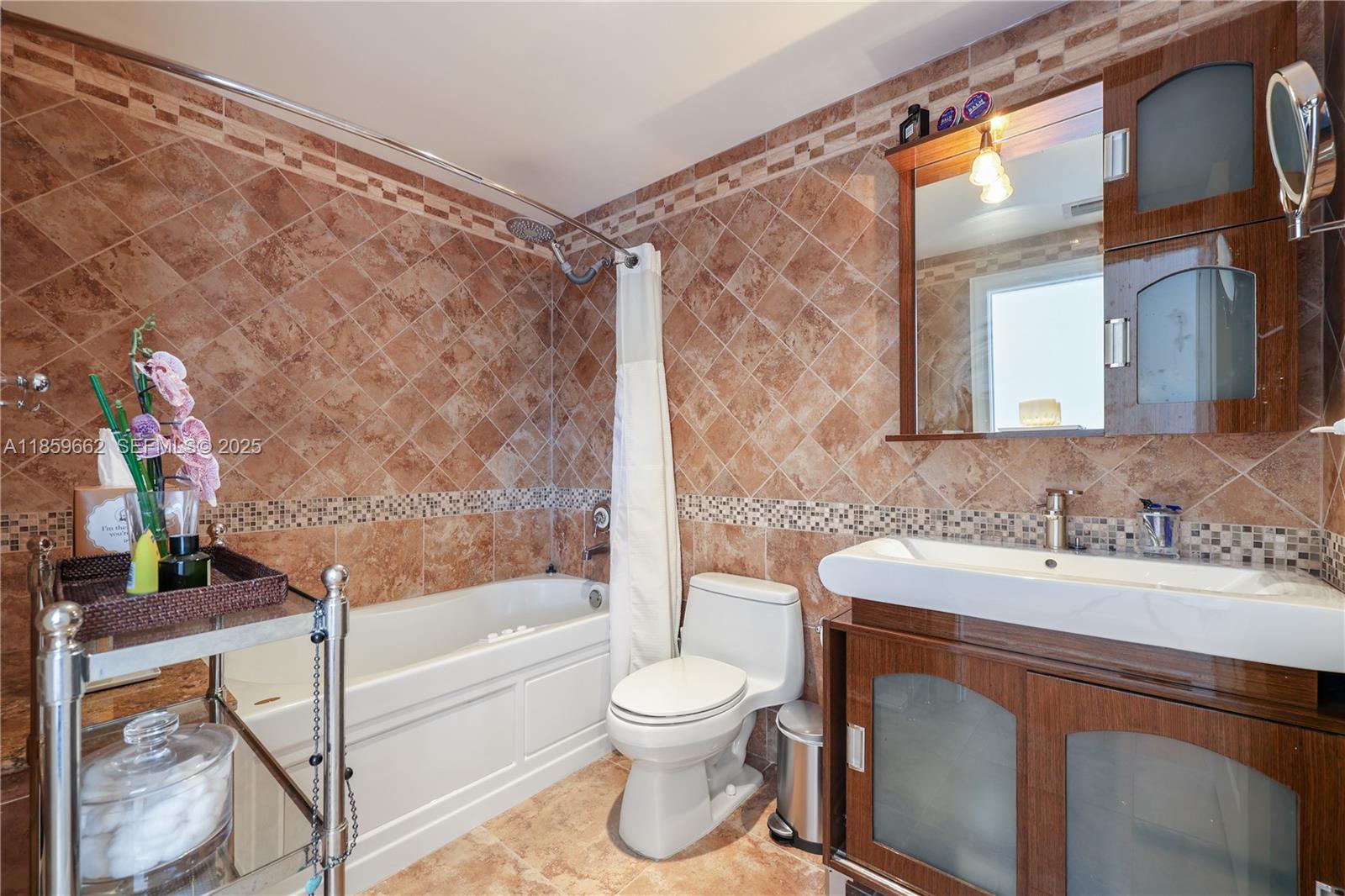 110 Hendricks Isle #13 Fort Lauderdale, FL 33301