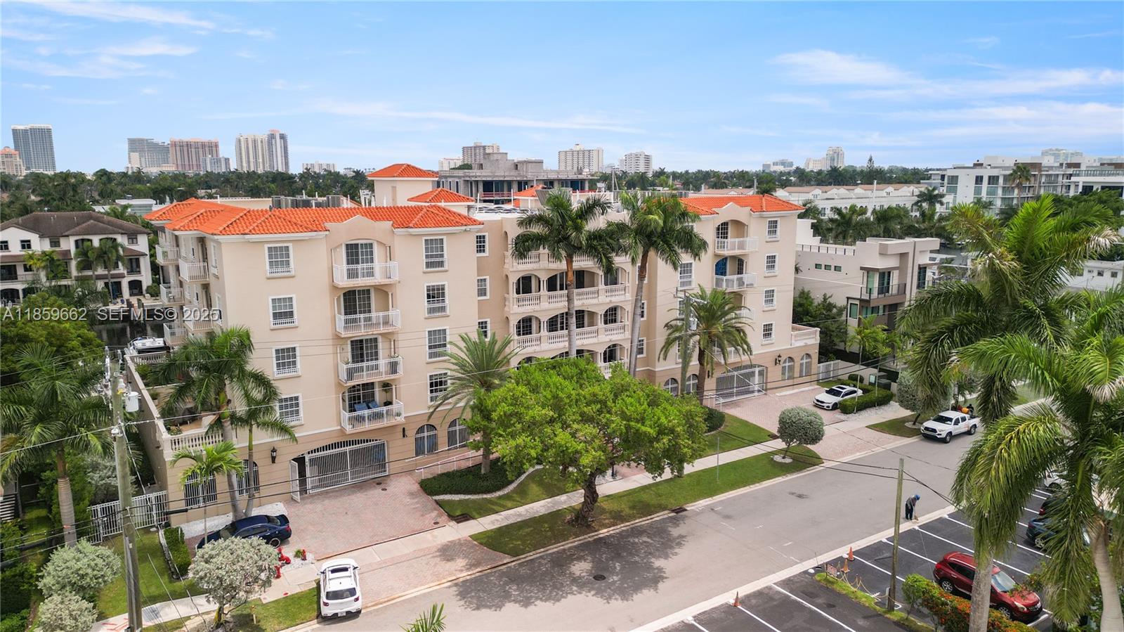 110 Hendricks Isle #13 Fort Lauderdale, FL 33301