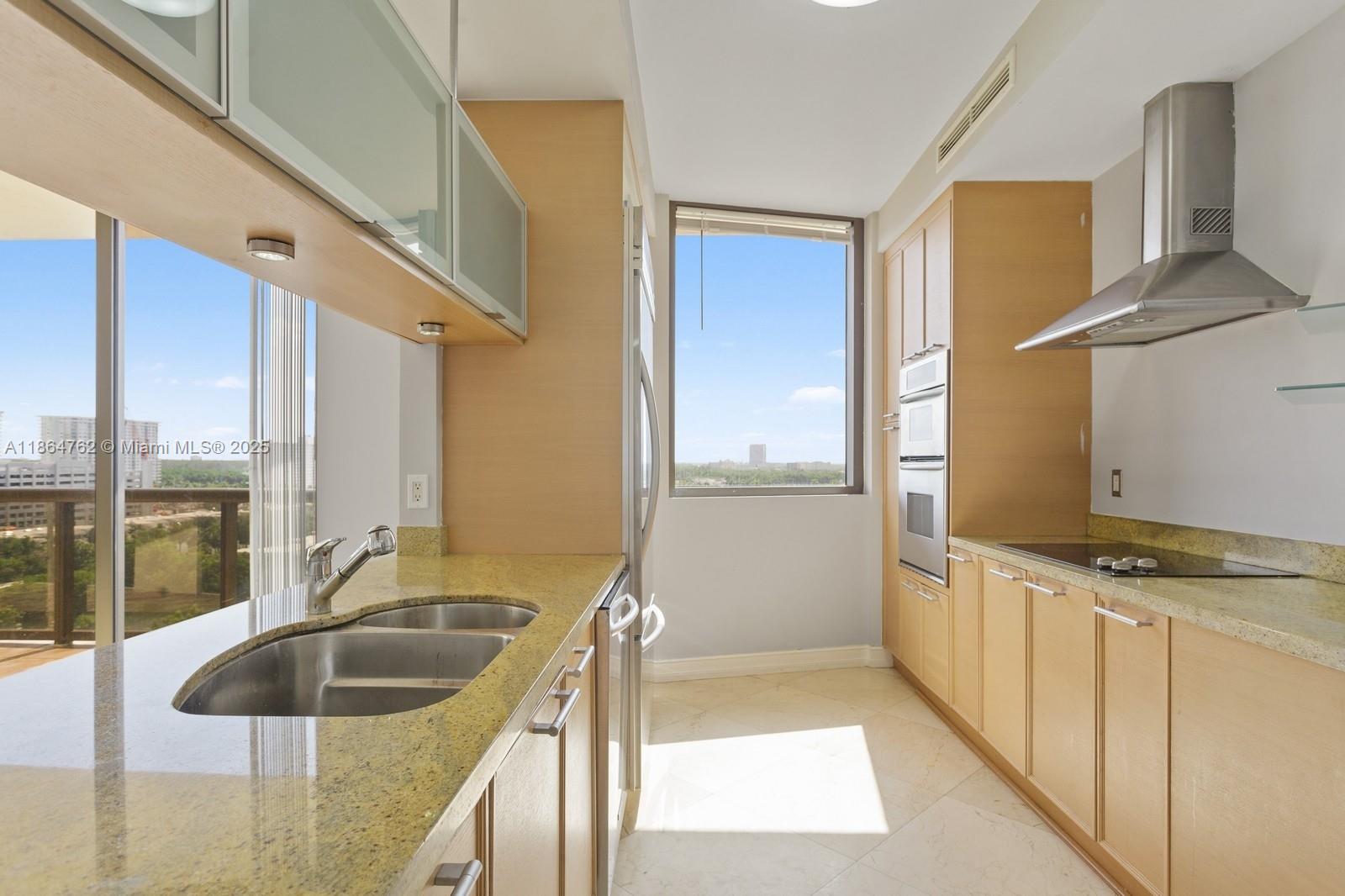 image Sayan Condo5