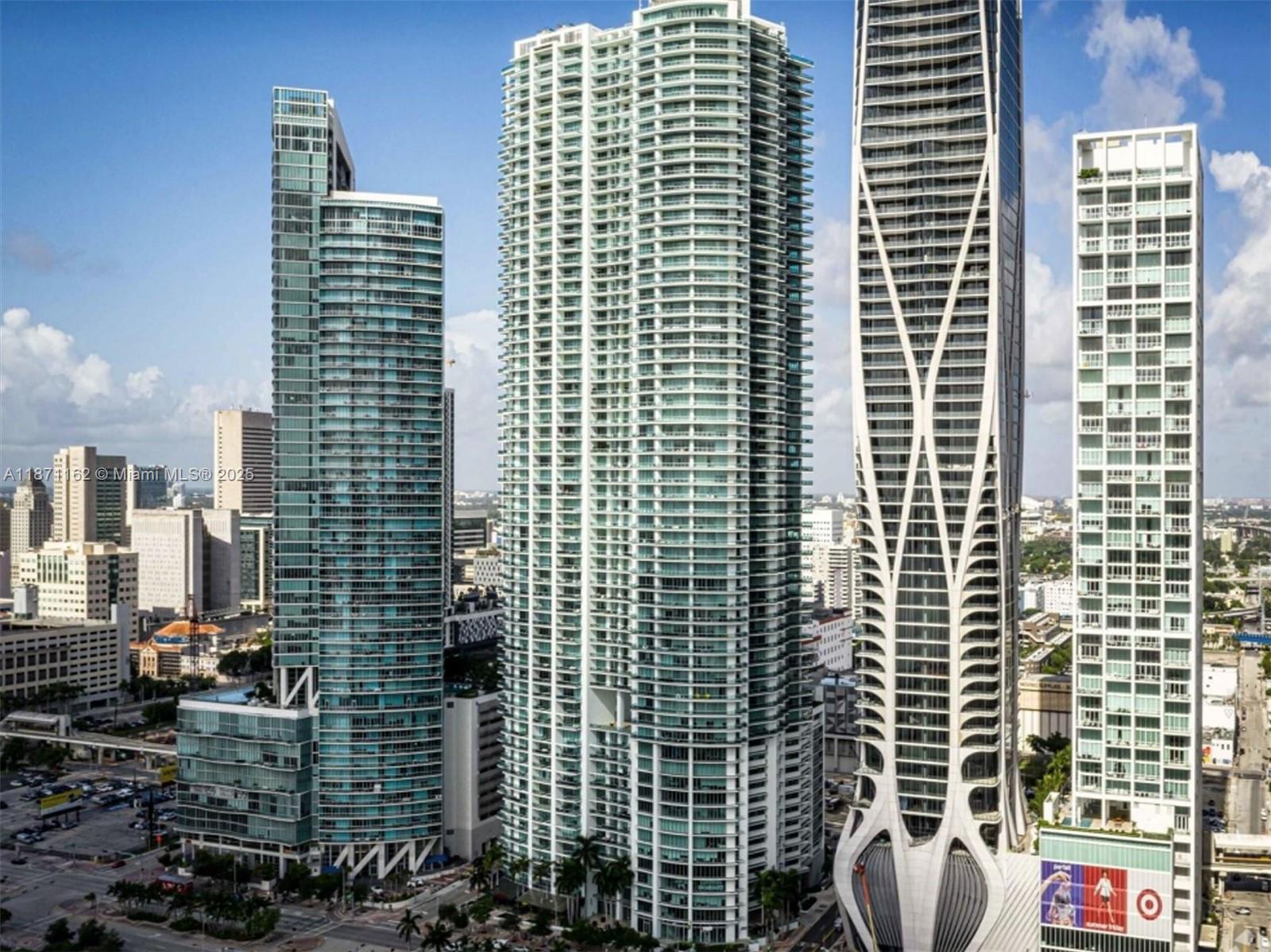 900 Biscayne Blvd #O-1403