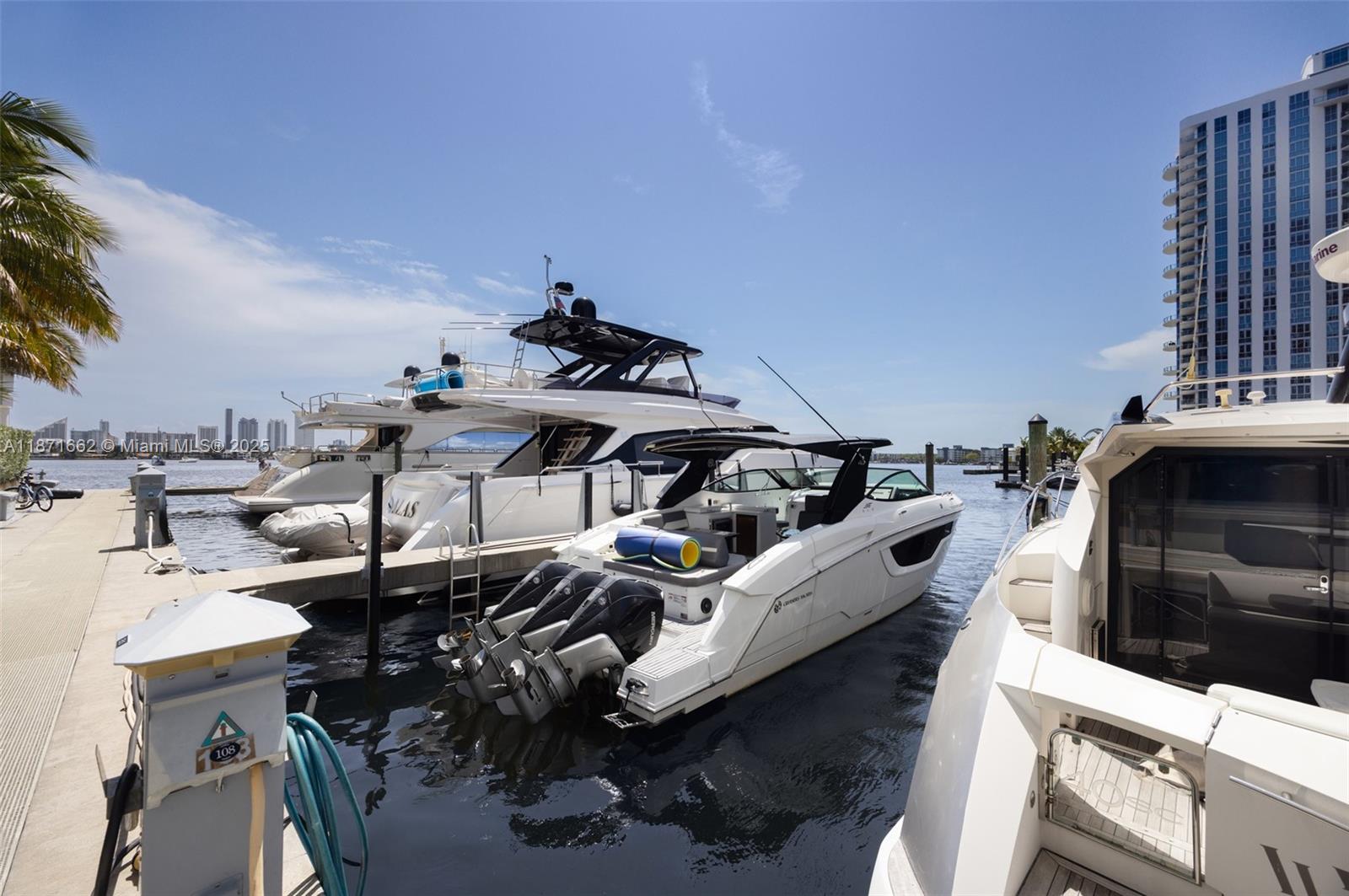 17301 Biscayne Blvd #2009 North Miami Beach, FL 33160