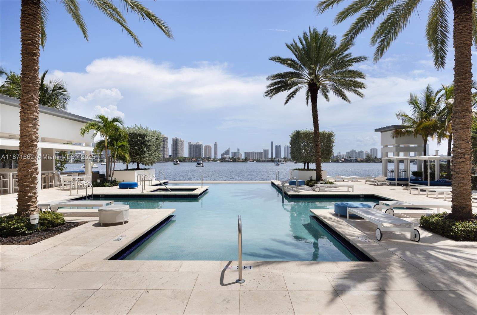 17301 Biscayne Blvd #2009 North Miami Beach, FL 33160