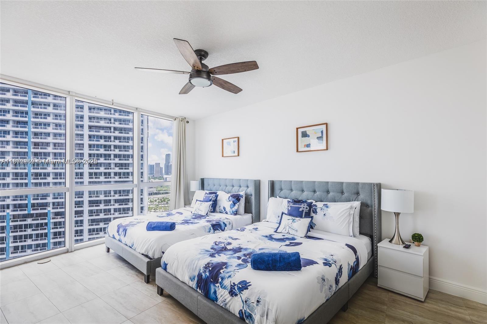 image Opera Tower Condo9