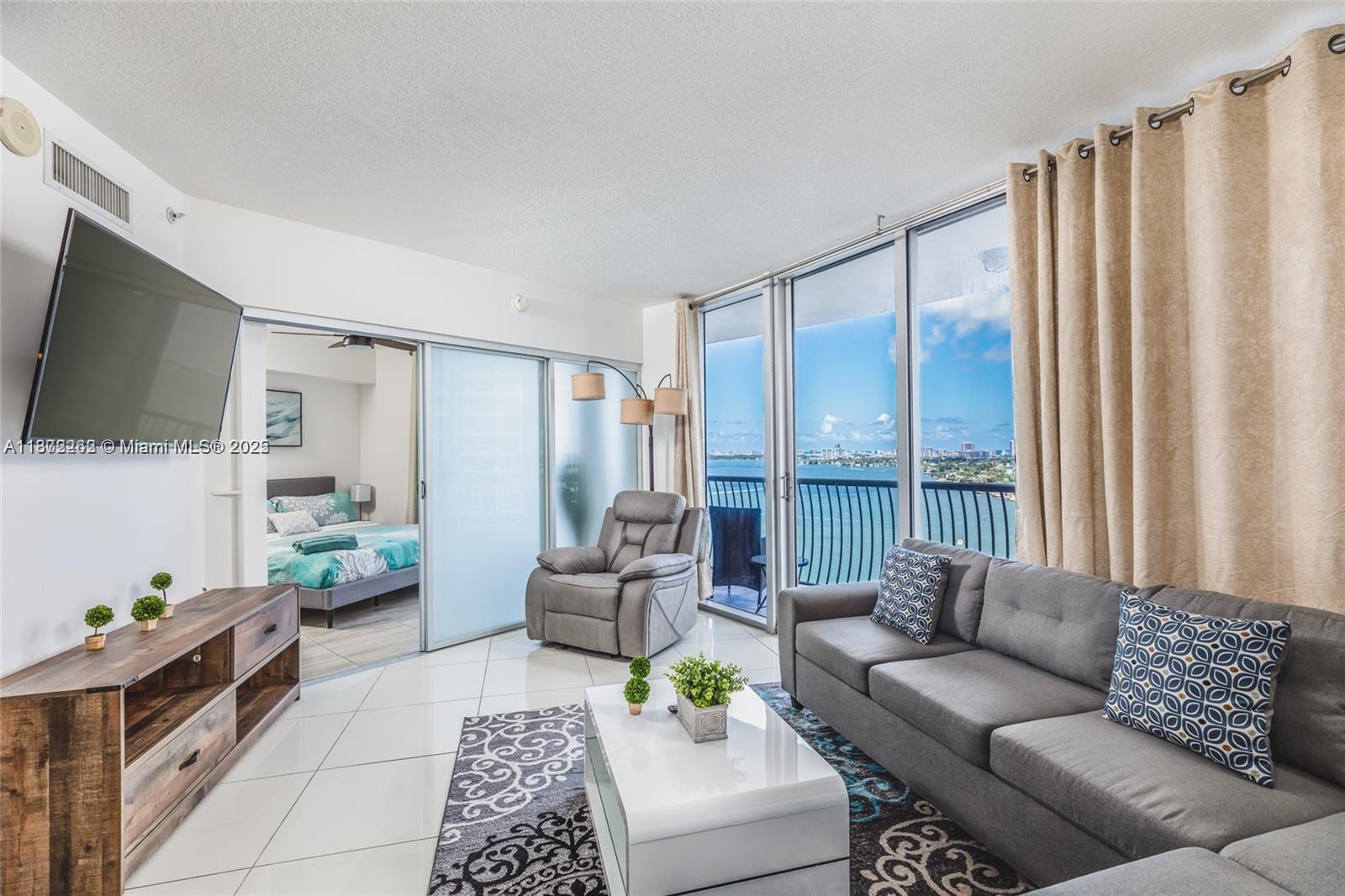 image Opera Tower Condo7