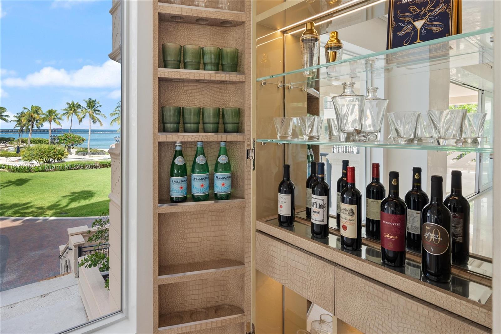 7921 Fisher Is Dr #7921 Miami Beach, FL 33109