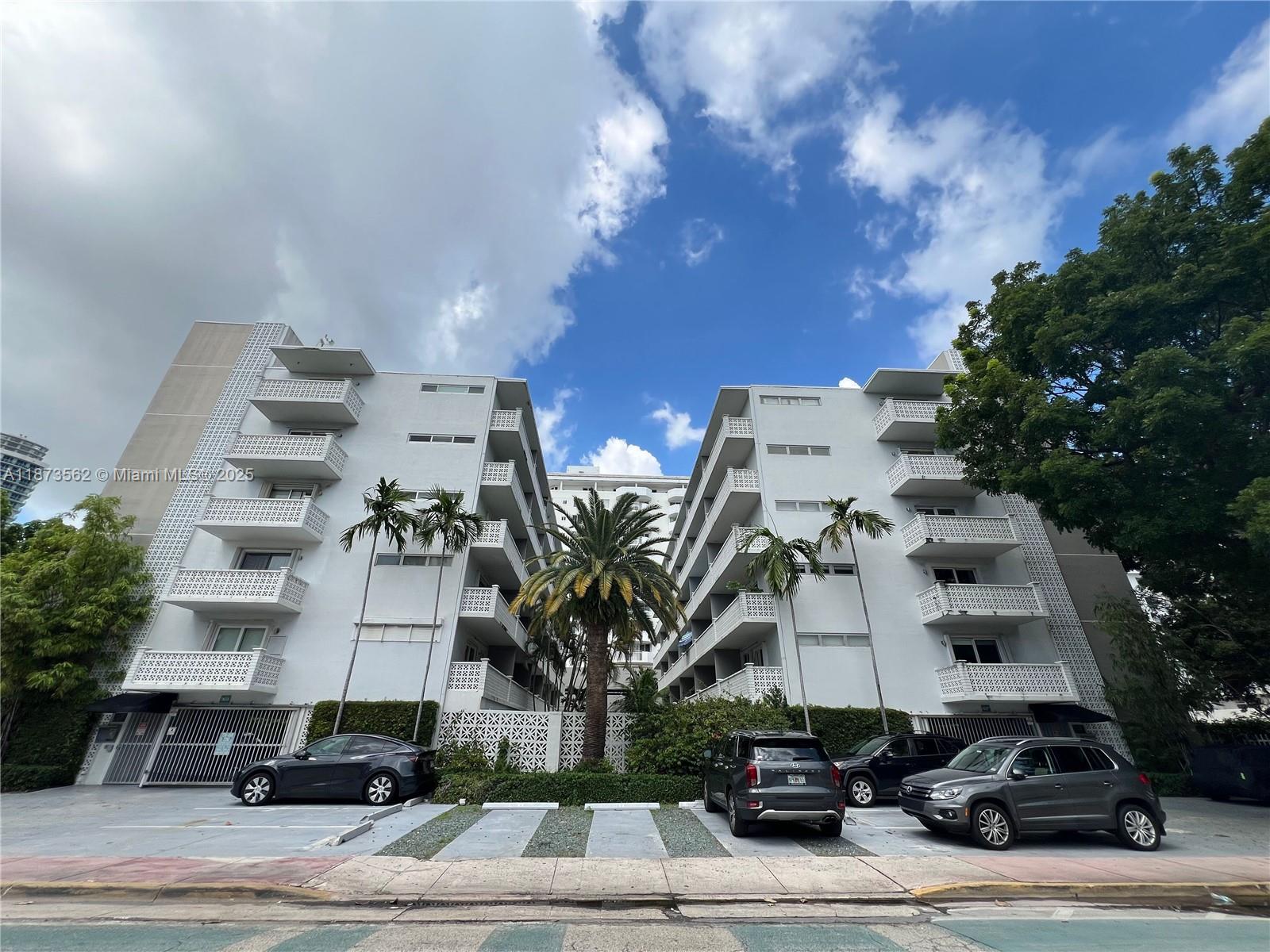 1620 West Ave #302