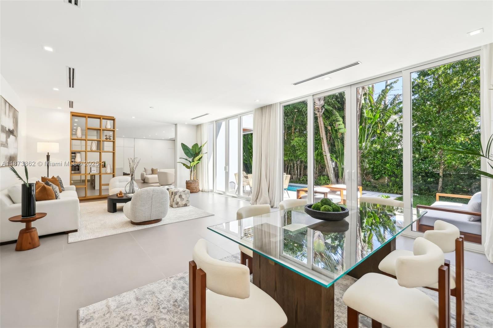 425 Harbor Dr Key Biscayne, FL 33149 425 Harbor Dr Key Biscayne, FL 33149