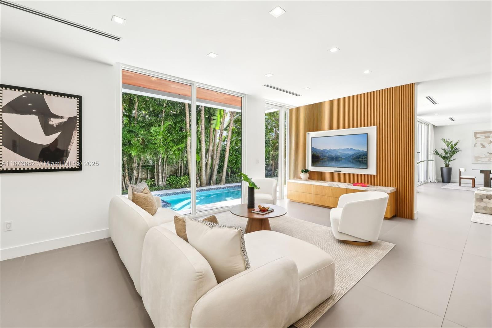 425 Harbor Dr Key Biscayne, FL 33149 425 Harbor Dr Key Biscayne, FL 33149