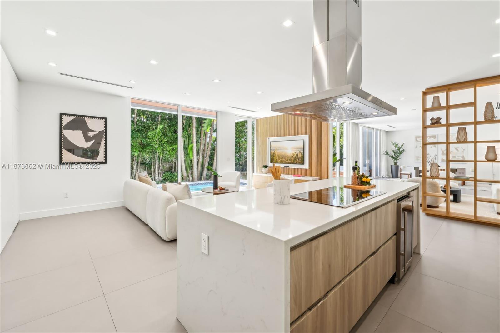 425 Harbor Dr Key Biscayne, FL 33149 425 Harbor Dr Key Biscayne, FL 33149