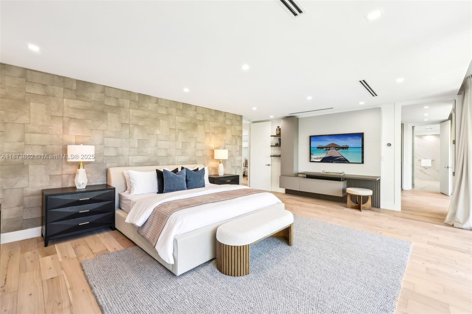 425 Harbor Dr Key Biscayne, FL 33149 425 Harbor Dr Key Biscayne, FL 33149