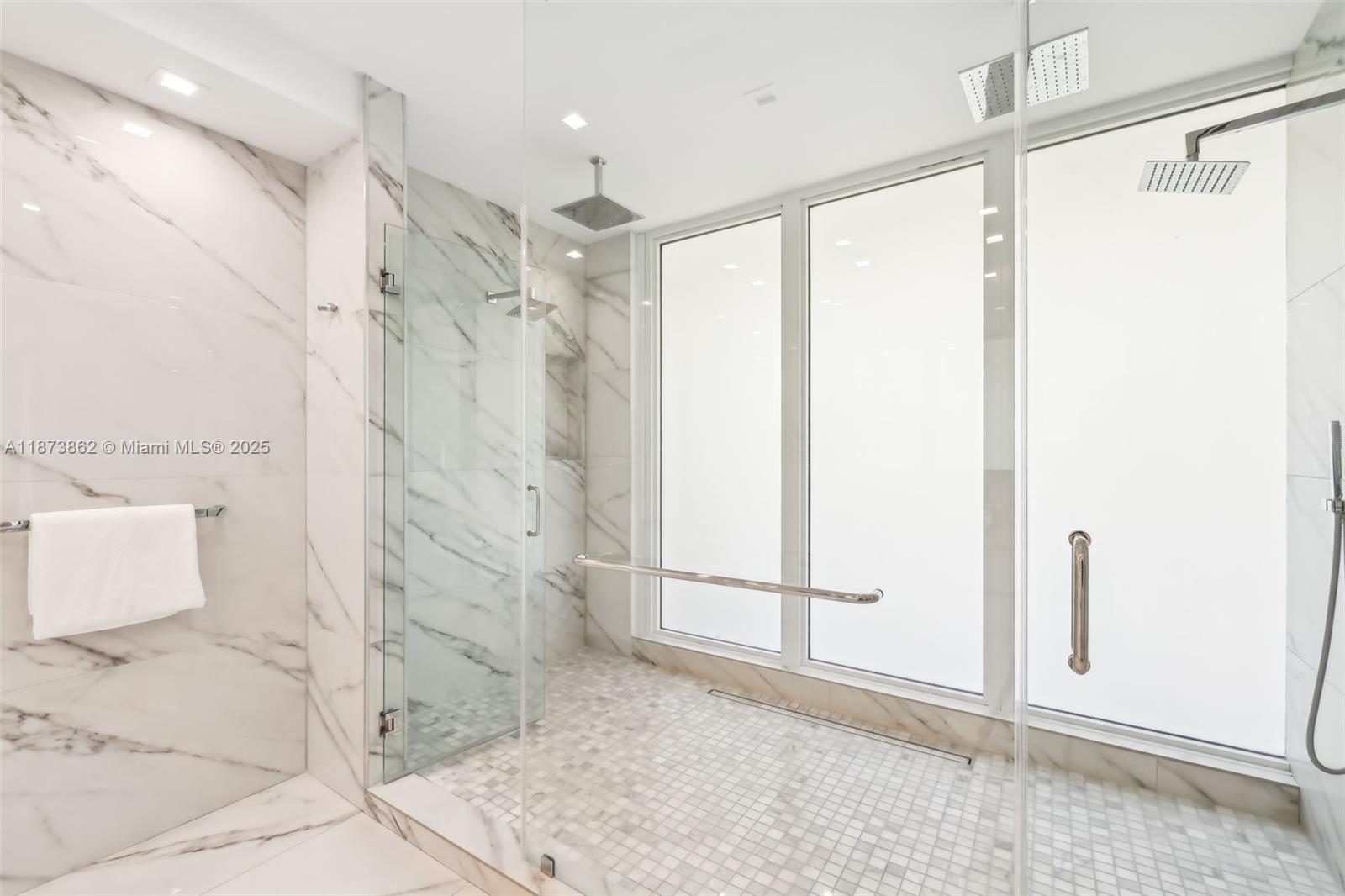 425 Harbor Dr Key Biscayne, FL 33149 425 Harbor Dr Key Biscayne, FL 33149