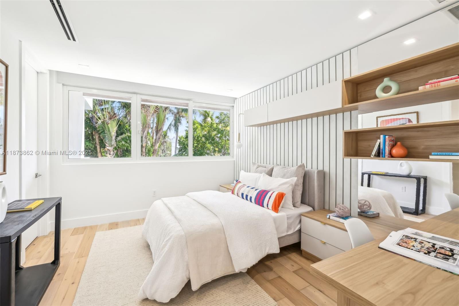 425 Harbor Dr Key Biscayne, FL 33149 425 Harbor Dr Key Biscayne, FL 33149