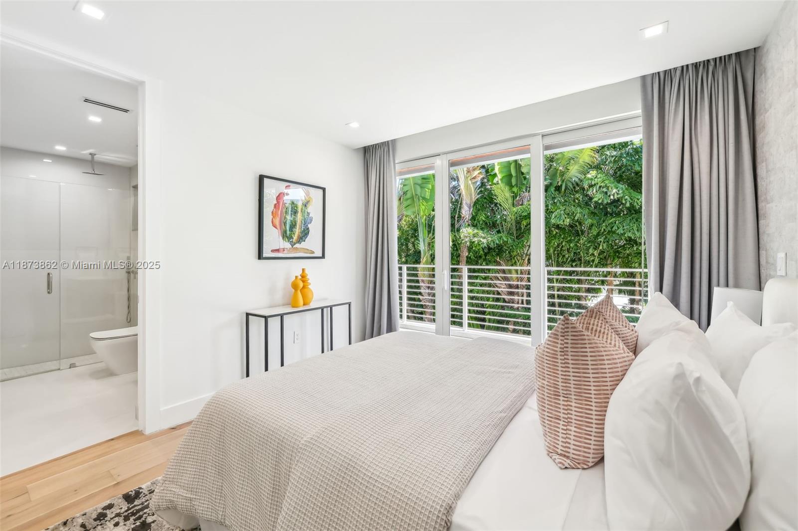 425 Harbor Dr Key Biscayne, FL 33149 425 Harbor Dr Key Biscayne, FL 33149