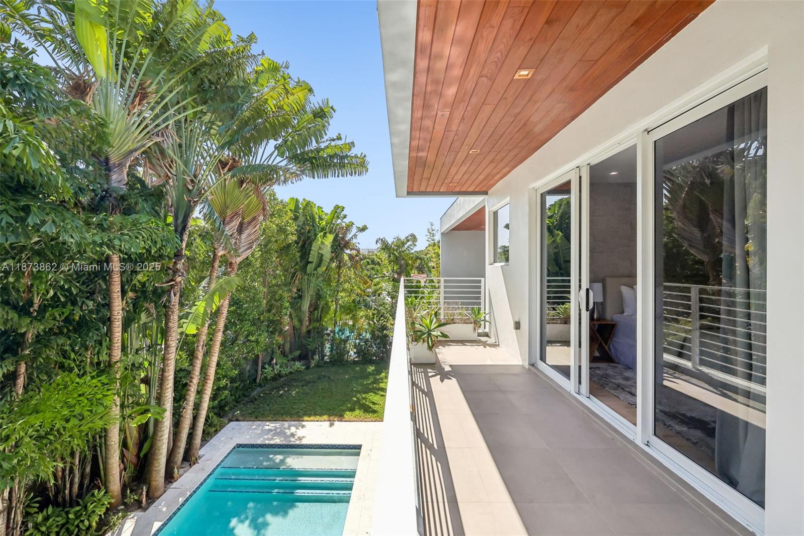 425 Harbor Dr Key Biscayne, FL 33149 425 Harbor Dr Key Biscayne, FL 33149