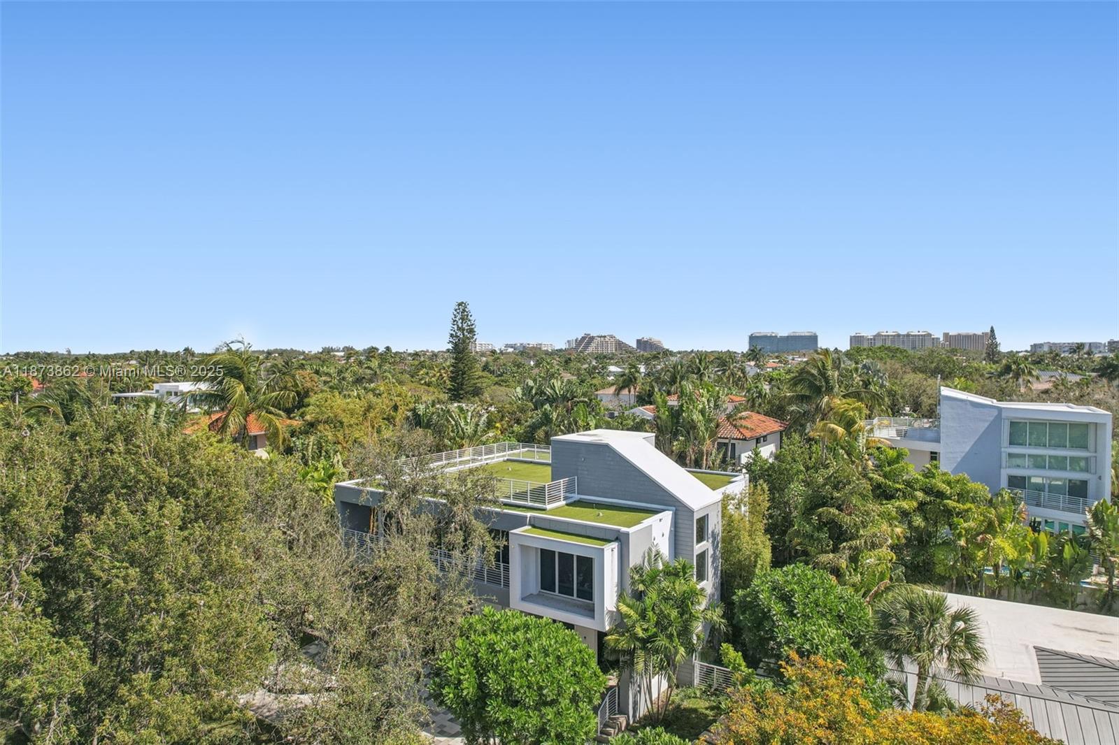 425 Harbor Dr Key Biscayne, FL 33149 425 Harbor Dr Key Biscayne, FL 33149