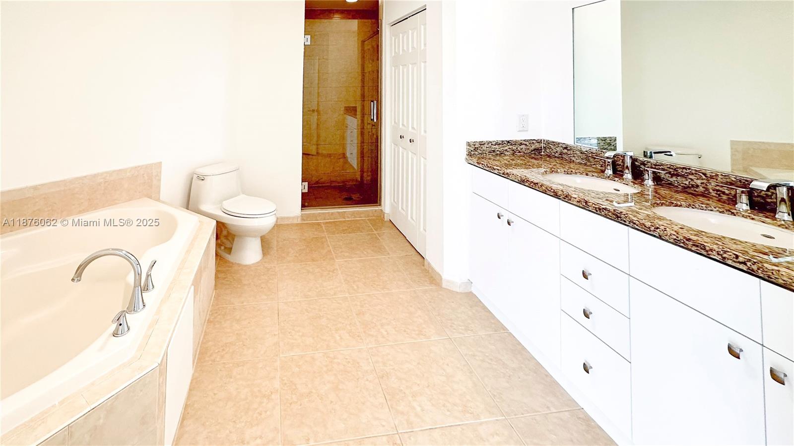 image Alaqua Condo15