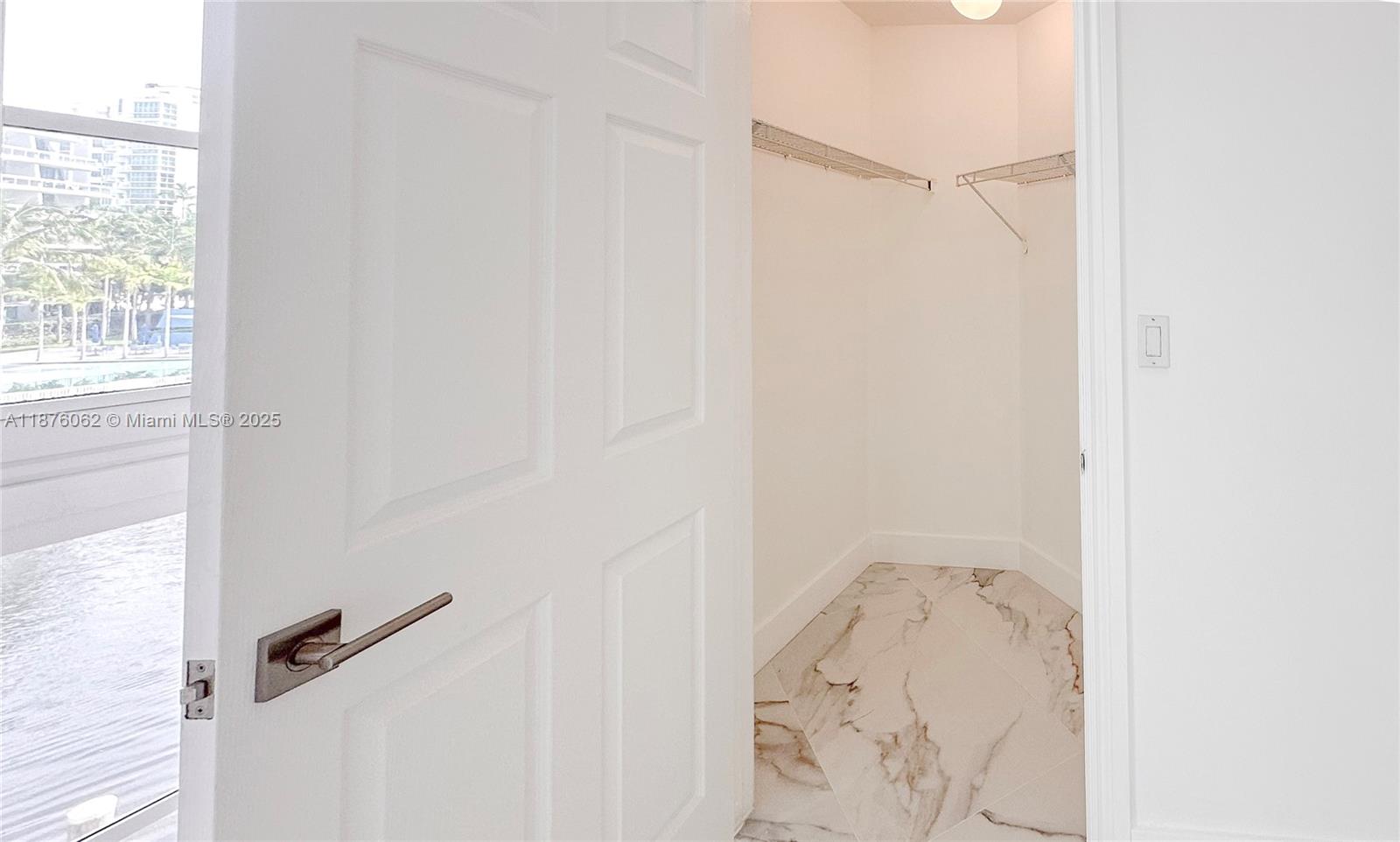 image Alaqua Condo29