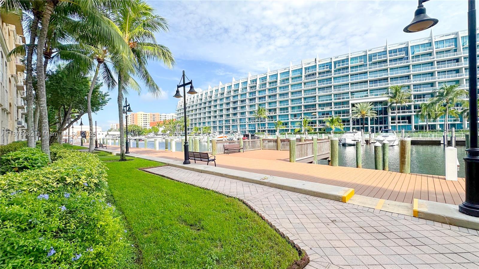 image Alaqua Condo38
