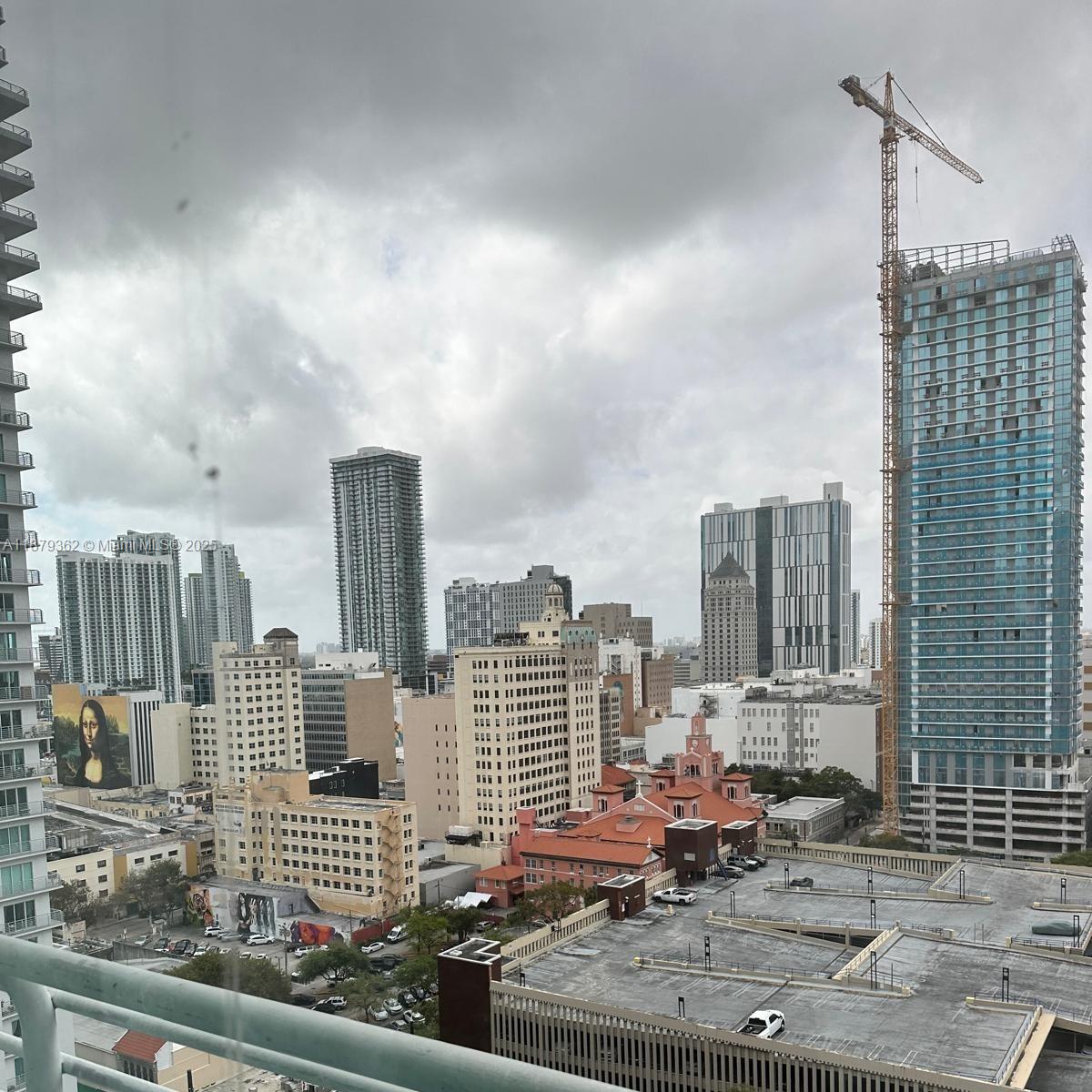 image The Loft Downtown Condo11