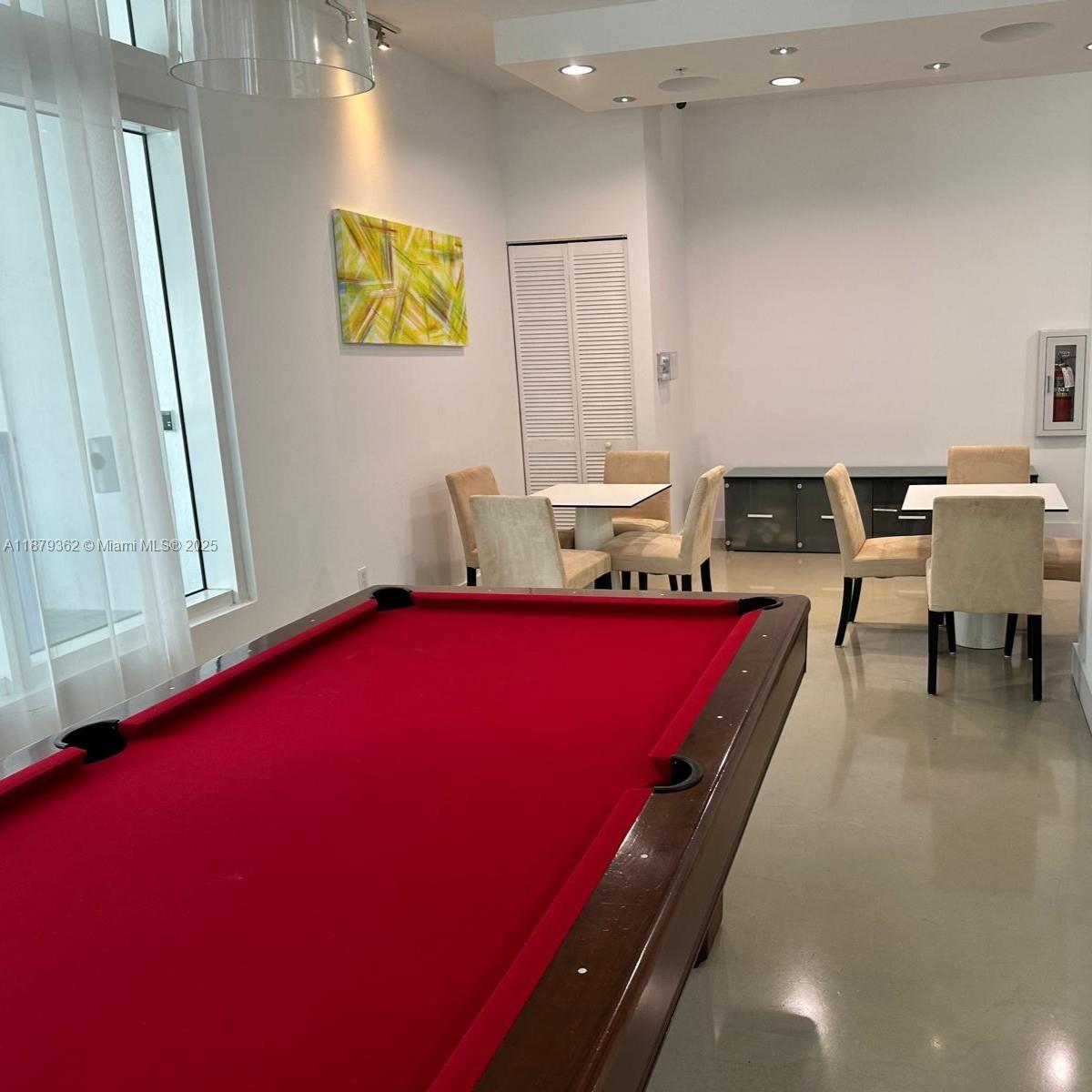 image The Loft Downtown Condo16