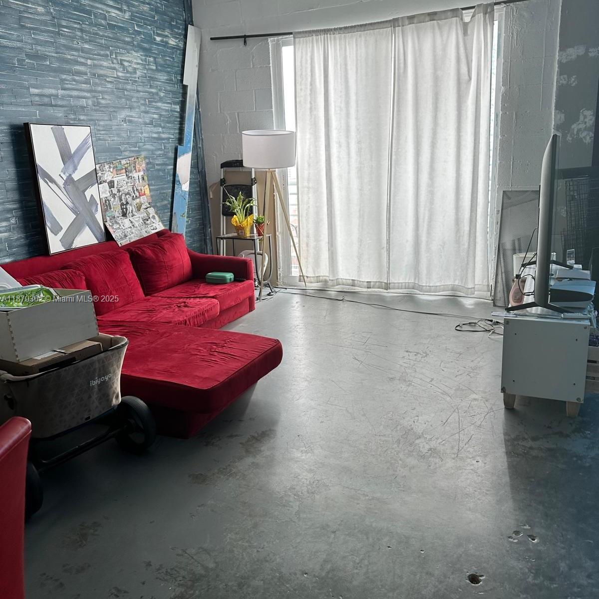 image The Loft Downtown Condo3