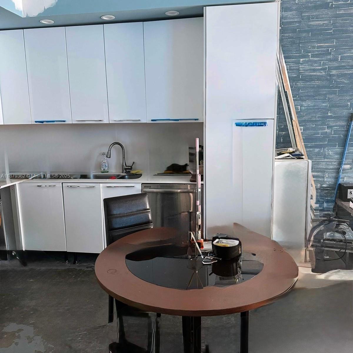 image The Loft Downtown Condo5